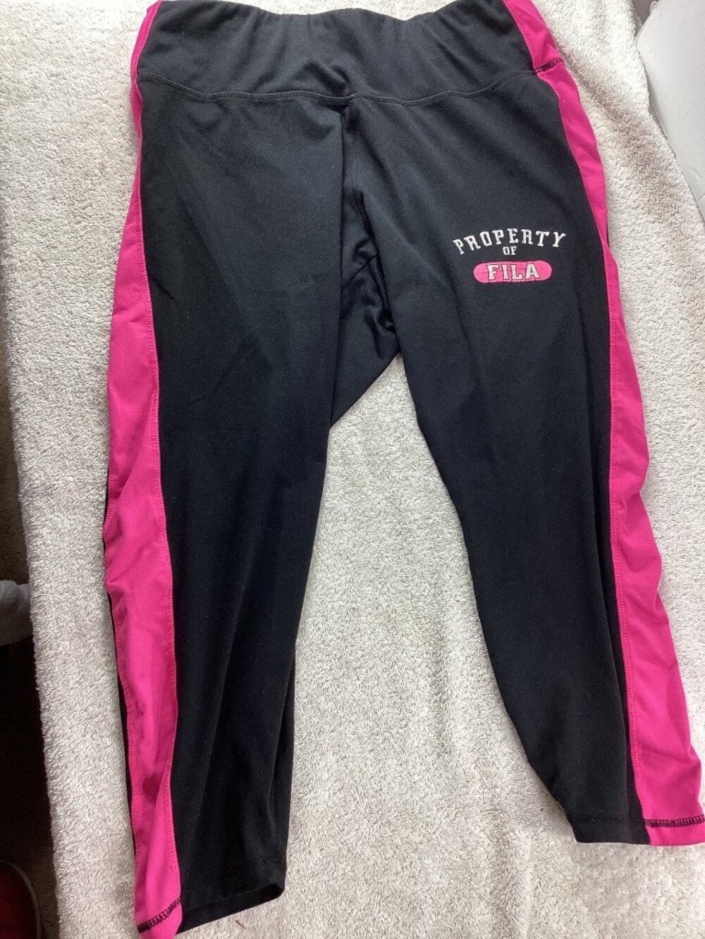 FILA Womens Black & Pink Athletic Leggings "Property Of FILA" Logo Stretch Fit*M